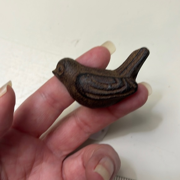 None Other - Set of 4 cabinet/drawer pulls.